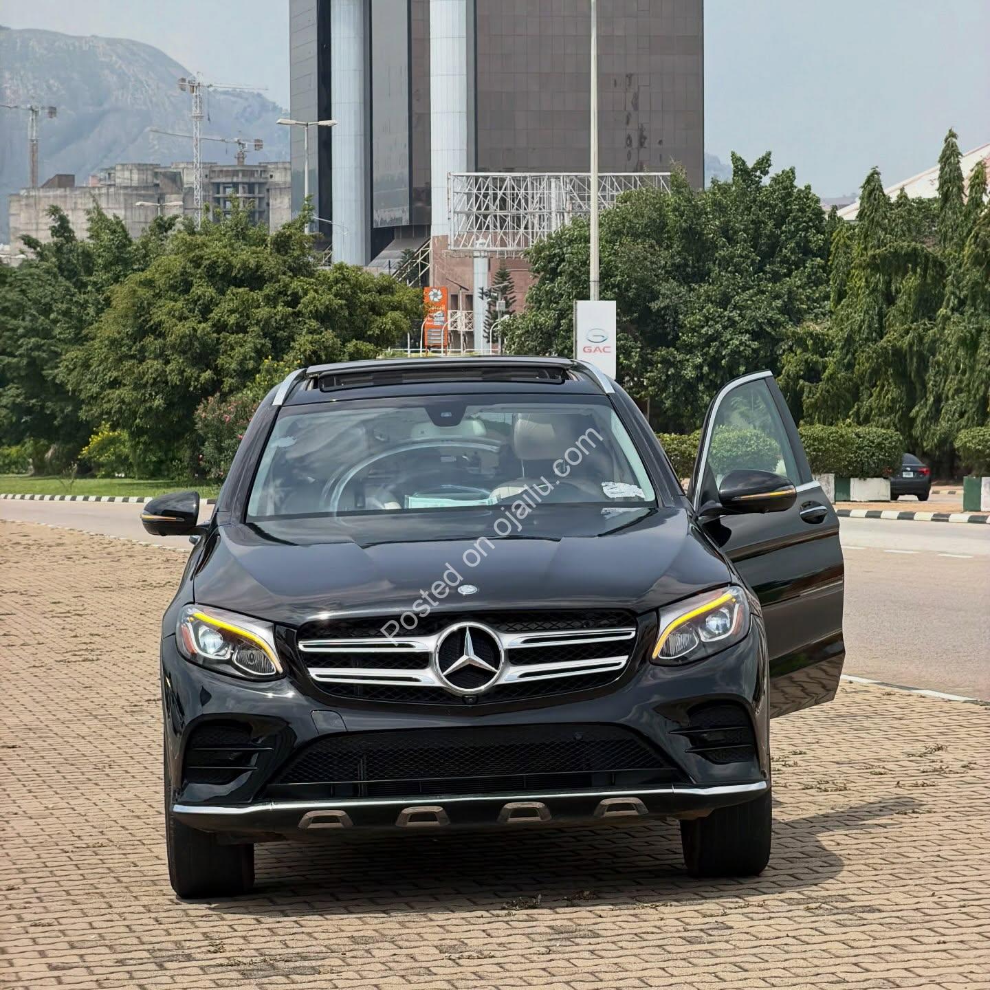 Duty Paid, 360 Camera, Sunroof: N34M