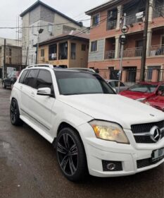 “Immaculate 1st Owner 2011 GLK350 – Drive Away Today! #LagosCars”