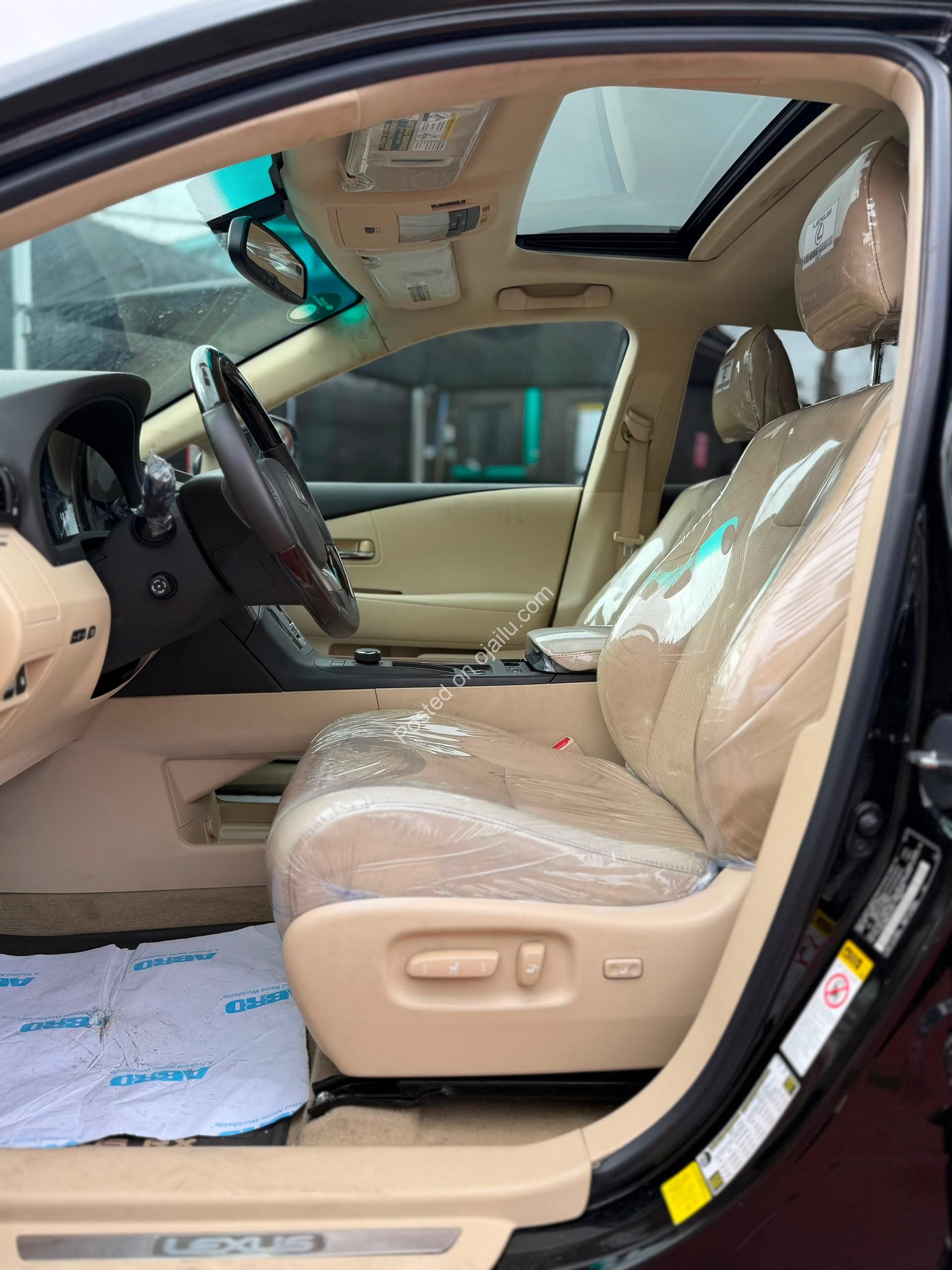 2015 Lexus RX350: Luxury, Safety & Cream Interior Excellence