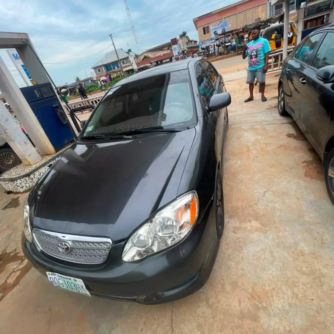PRISTINE TOYOTA COROLLA – PRICED TO SELL FAST!