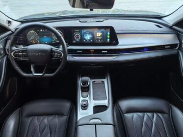 2024 Chery Arrizo 8 Turbo: Luxury Sedan