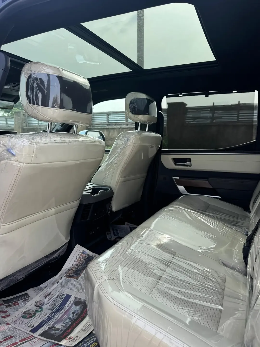 Toyota Tundra 4×4: Full Option, Original Duty 2022