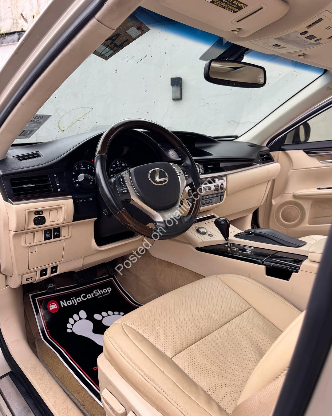 Lexus ES350: Luxury, 55k Miles, Pristine!