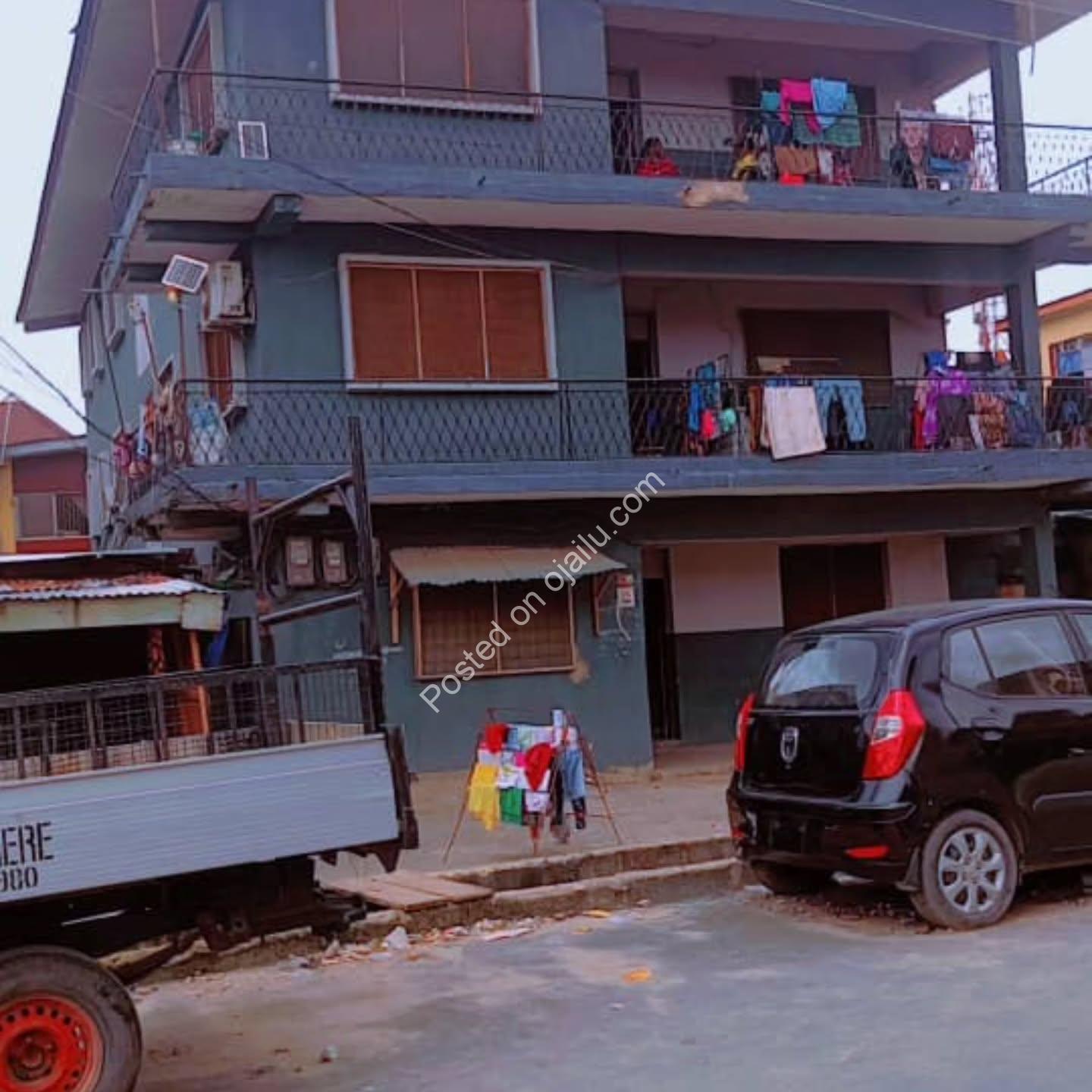 Invest in Bariga: 4-Unit Income Property