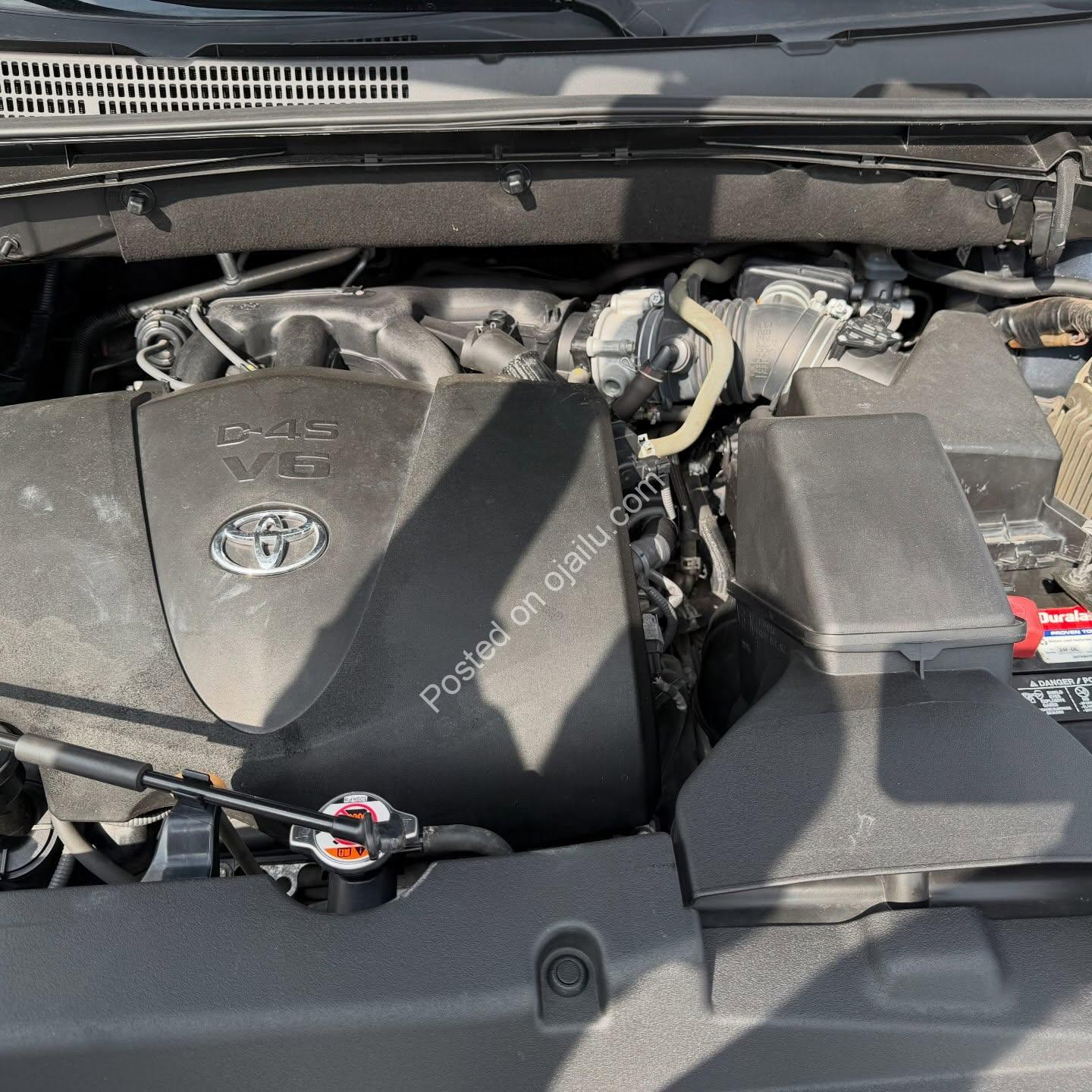 “Duty-Paid 2018 Toyota Highlander XLE – Pristine & Loaded!”