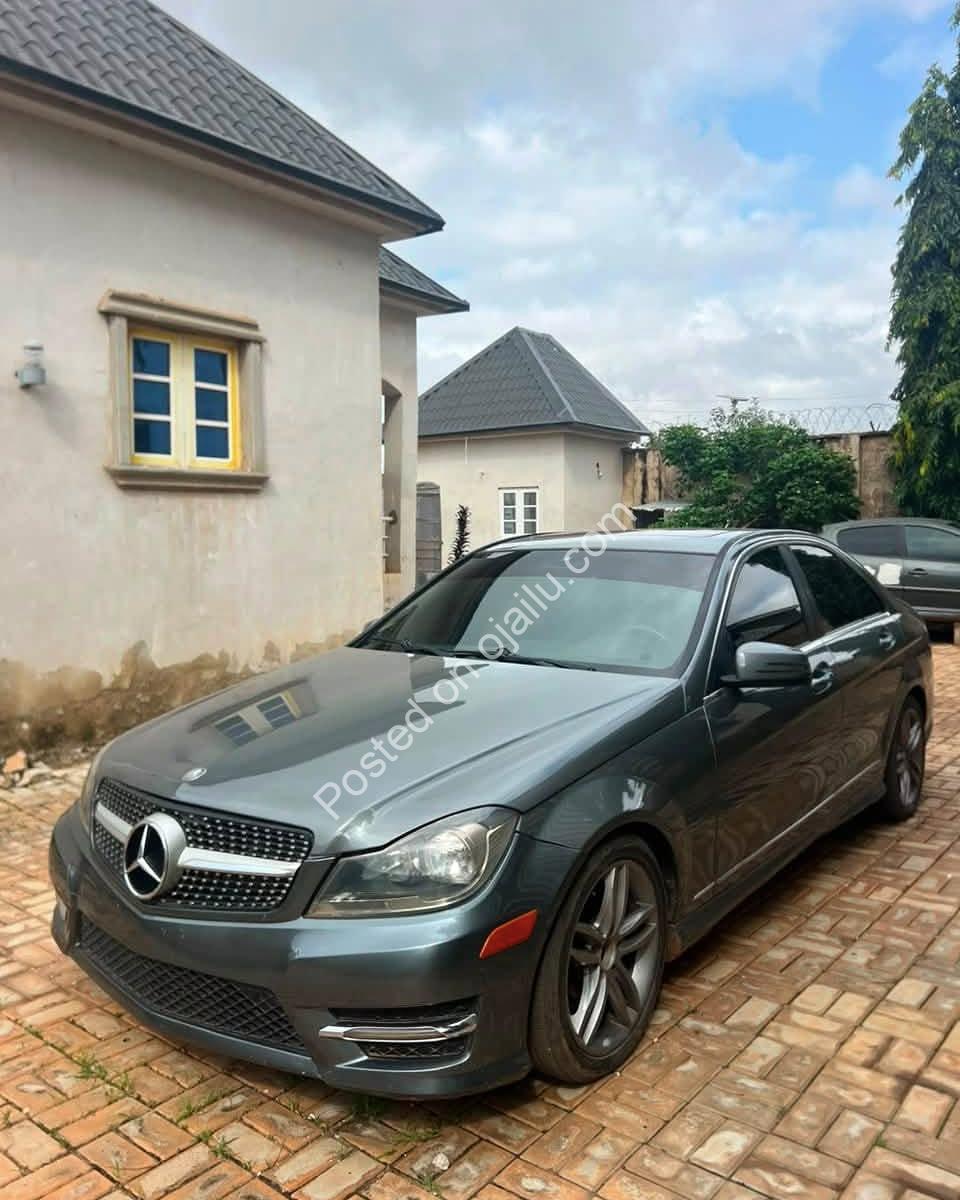 Distress Deal: 2013 Benz C300