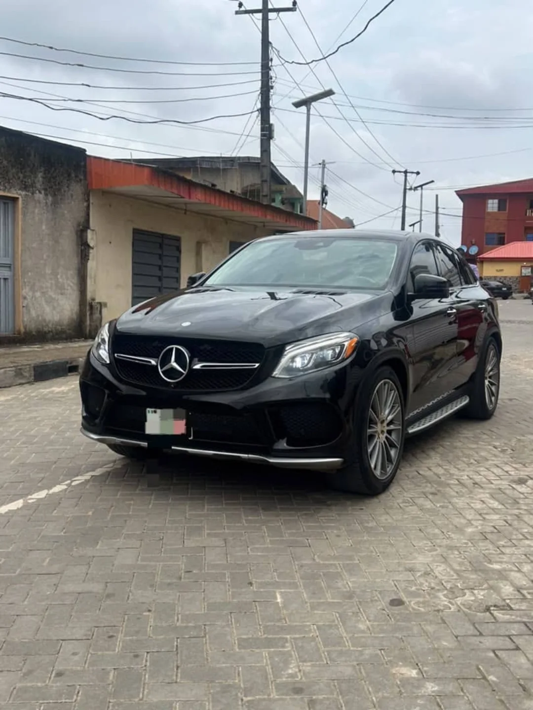 AMG Luxury: Intact Engine, Ice-Cold AC