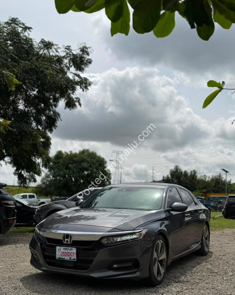 2018 Honda Accord Touring: Luxury, Loaded, Pristine