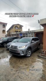 2015 Toyota Highlander Platinum: Premium Luxury
