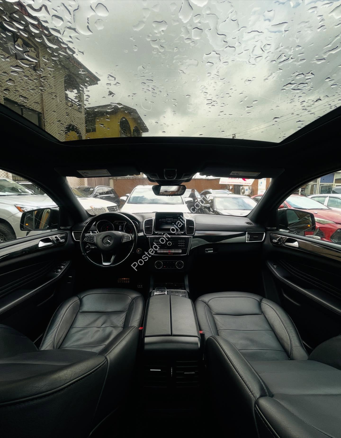 2019 Mercedes GLE43 AMG – Luxury Meets Low Mileage