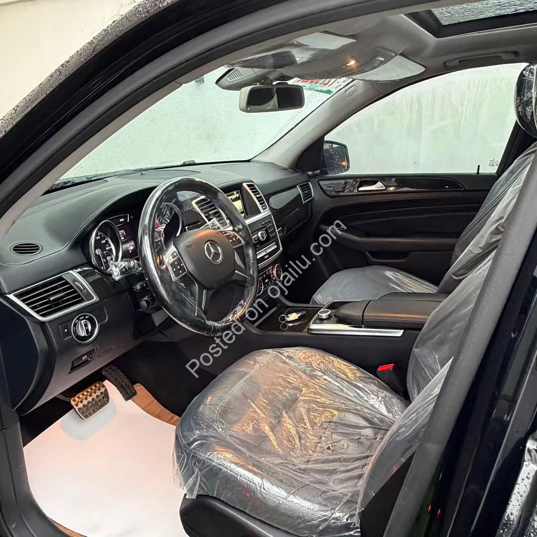 2015 ML400 Full Options: Pristine & Loaded, Just 28M Lagos