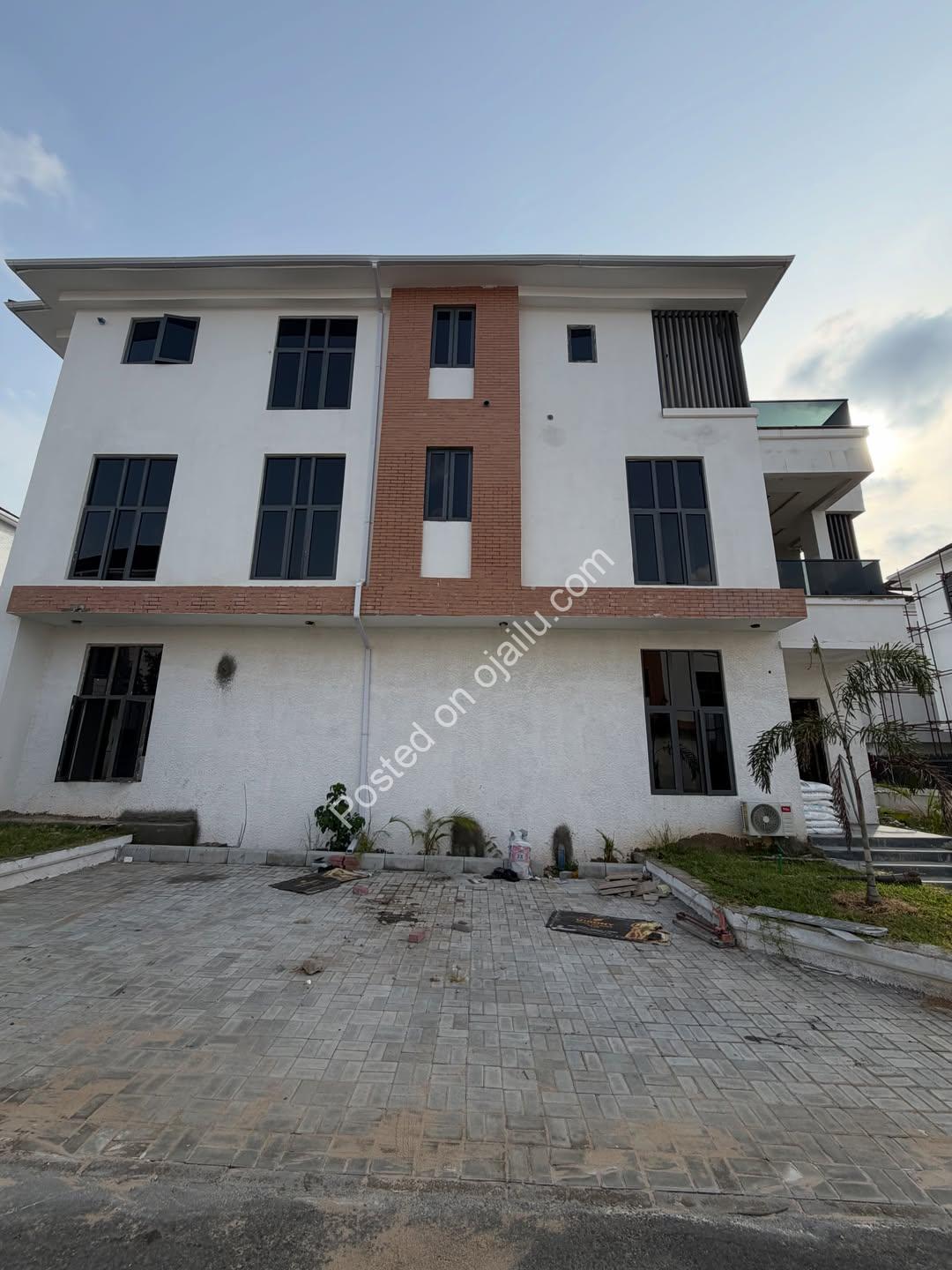 Elevate Your Lifestyle: 6-Bed Asokoro Masterpiece