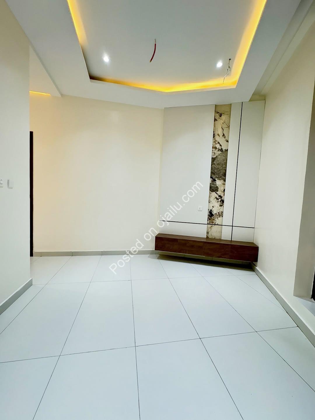 Brand New 5BR Duplex with Cinema & Gym