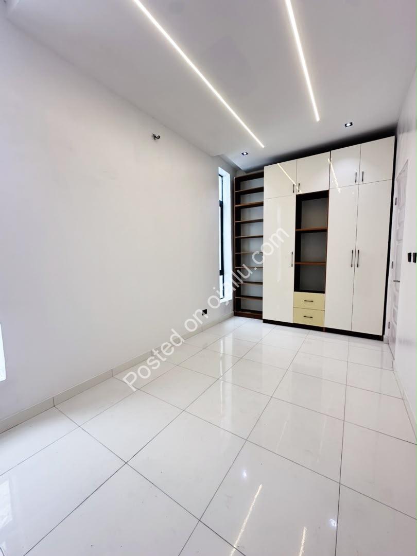 Brand New Ikota 4-Bed Duplex: ₦180M