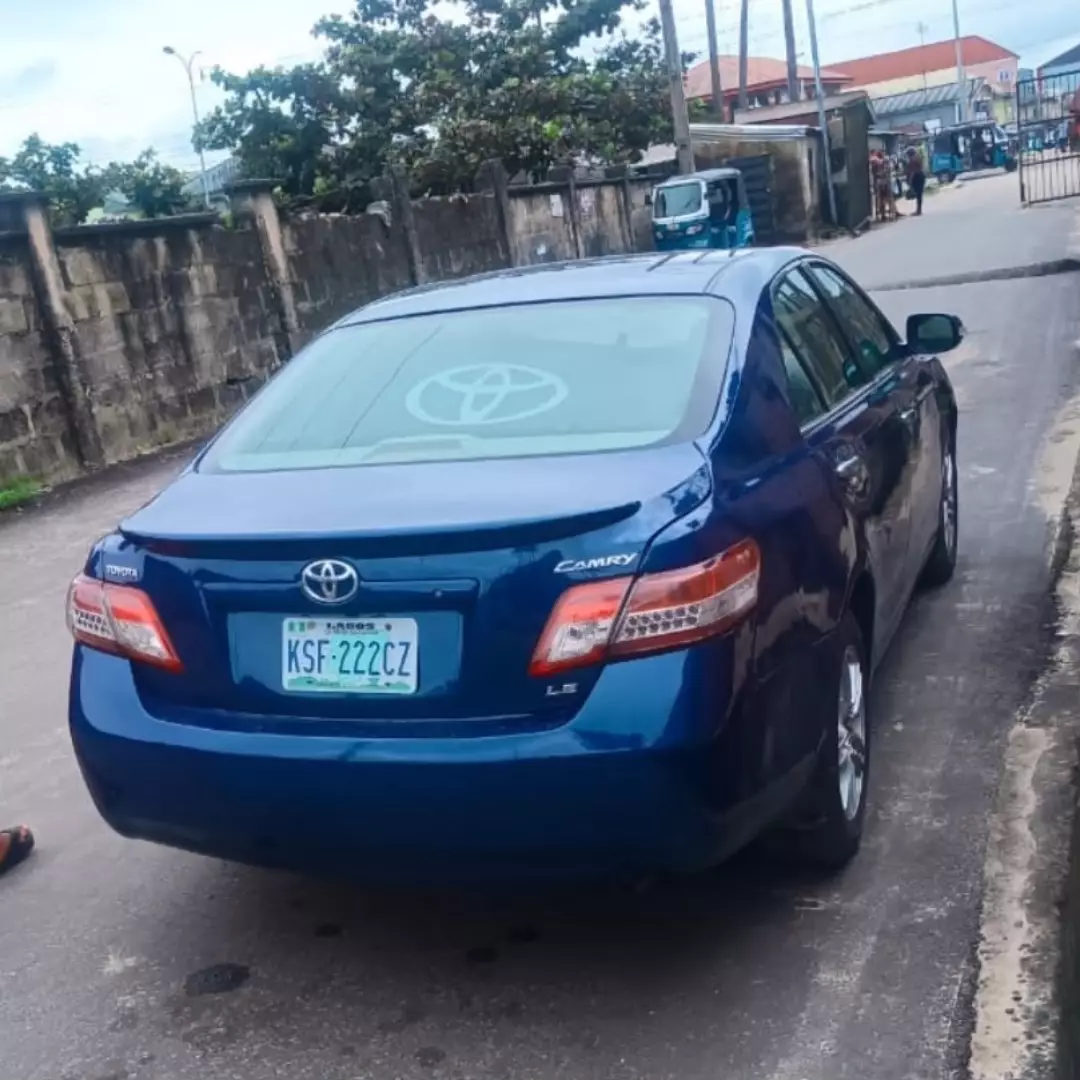 2008 Camry: Chilling AC, Engine & Gear   – Drive Home for 4.5M!