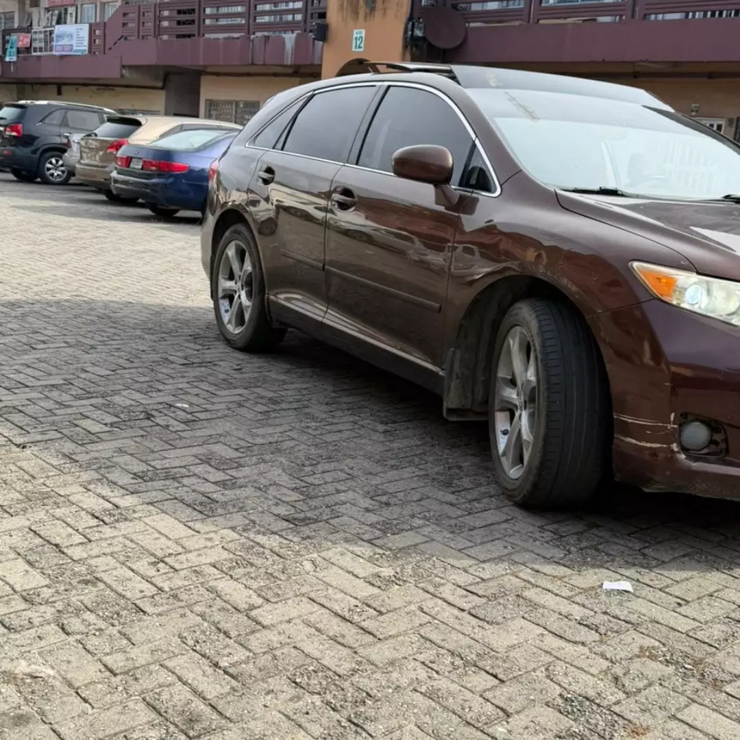 2010 Toyota Venza: Supreme Condition, 6-Month Reg, ₦11M Final