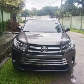 2018 TOYOTA HIGHLANDER LIMITED! PERFECT ENGINE & GEAR