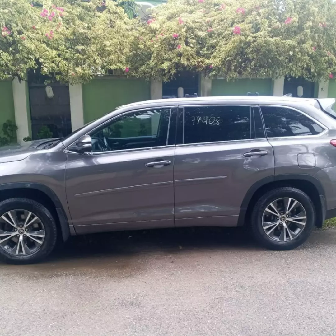 2018 TOYOTA HIGHLANDER LIMITED! PERFECT ENGINE & GEAR, ICY AC, CUSTOM DUTY 2026 – JUST ₦21M!