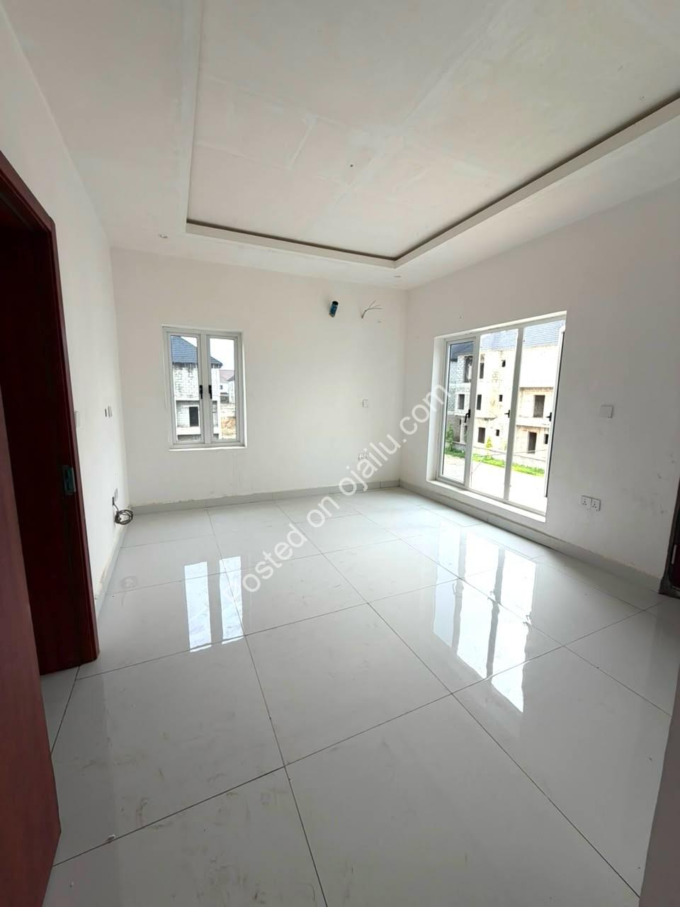 Move-In Ready 4BR Duplex in Karsana