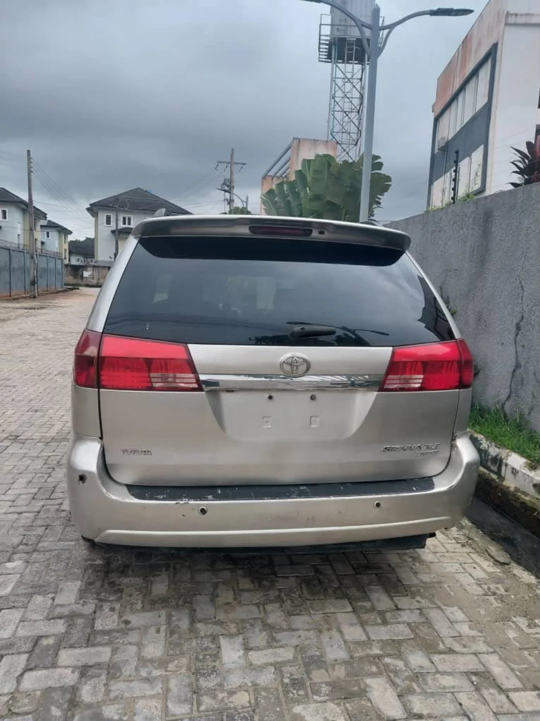 2006 Toyota Sienna: Drive-Home Ready!