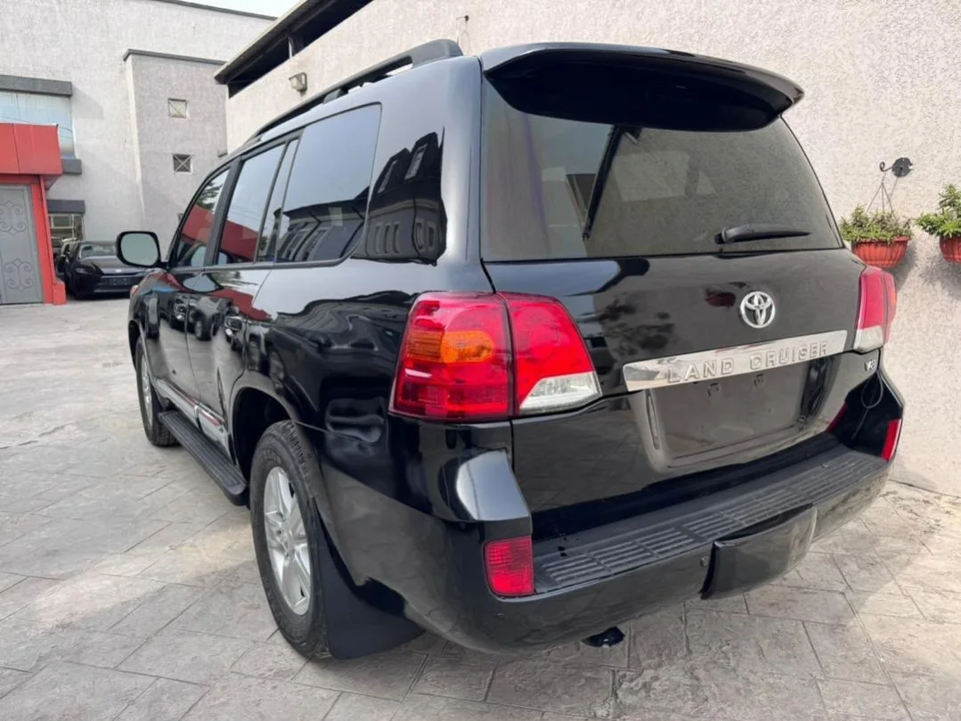 Barely Driven: 2013 Land Cruiser, 90k Miles