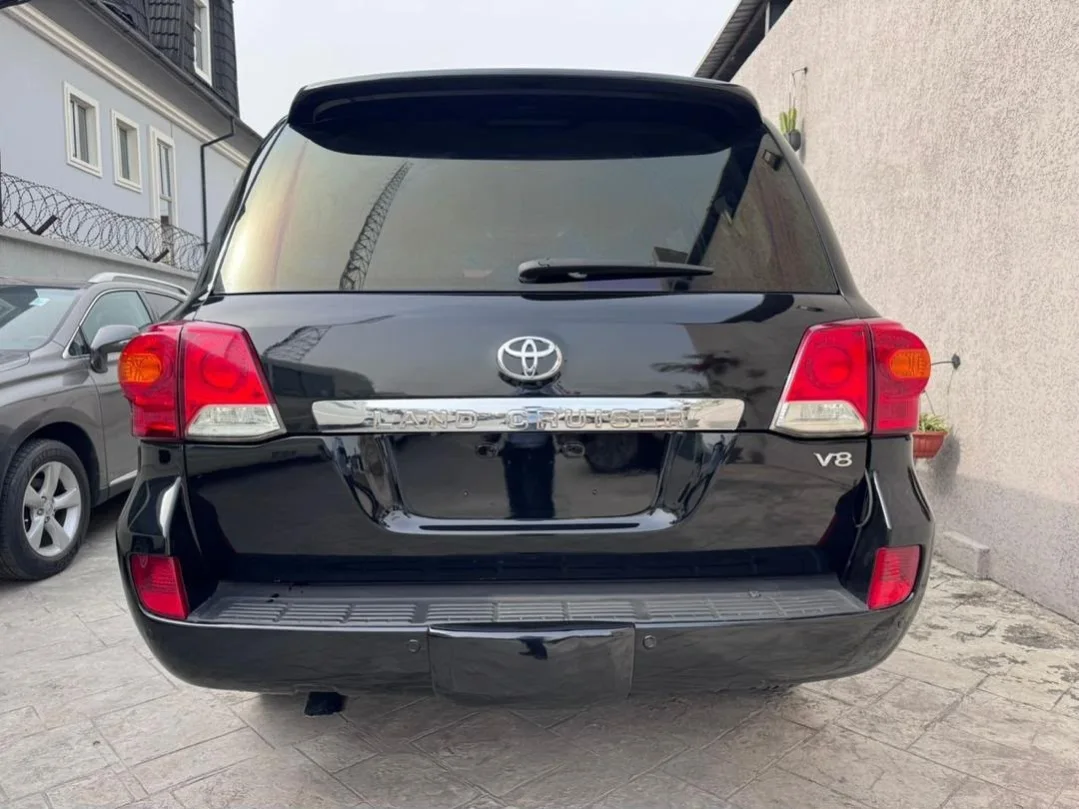 Barely Driven: 2013 Land Cruiser, 90k Miles