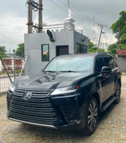 2024 Lexus LX600 Luxury: Pristine 29K Miles