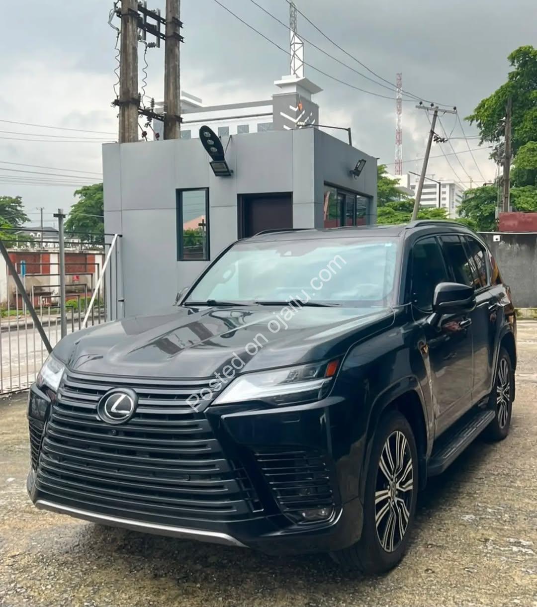 2024 Lexus LX600 Luxury: Pristine 29K Miles, Drive Away at ₦188M