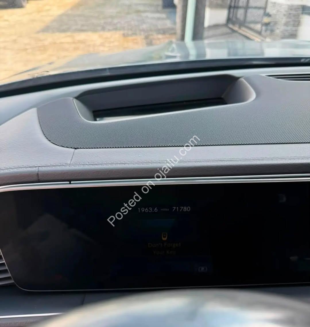 2020 Mercedes GLE350 – Panoramic Roof, Massage Seats, 75M