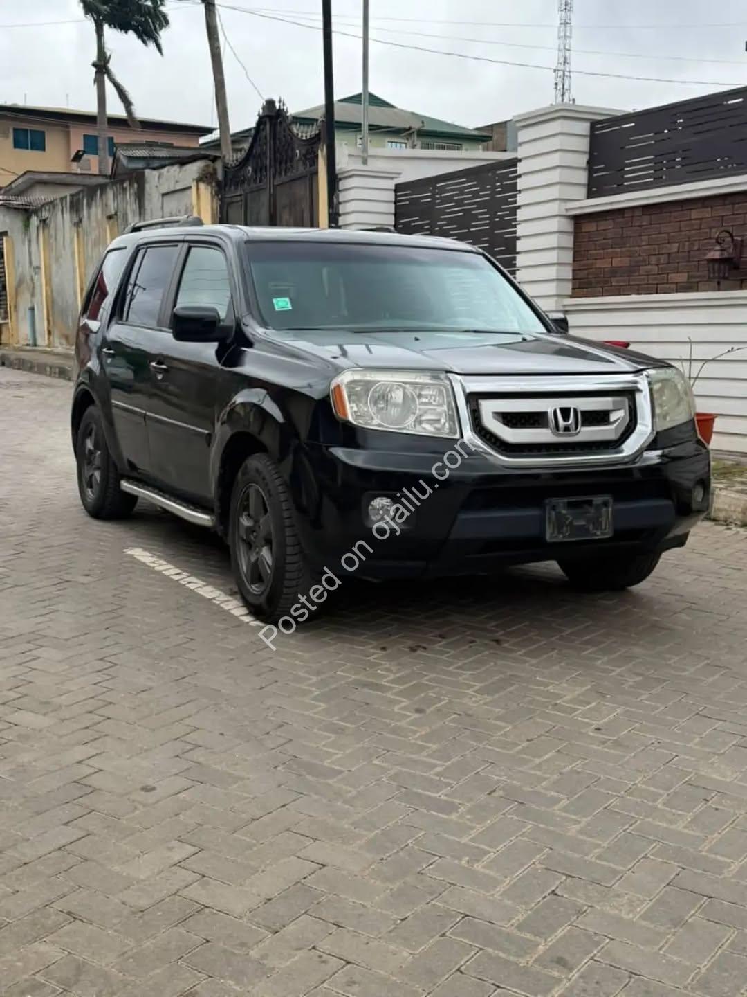 2010 Pilot: Safari-Ready & AC Chills!