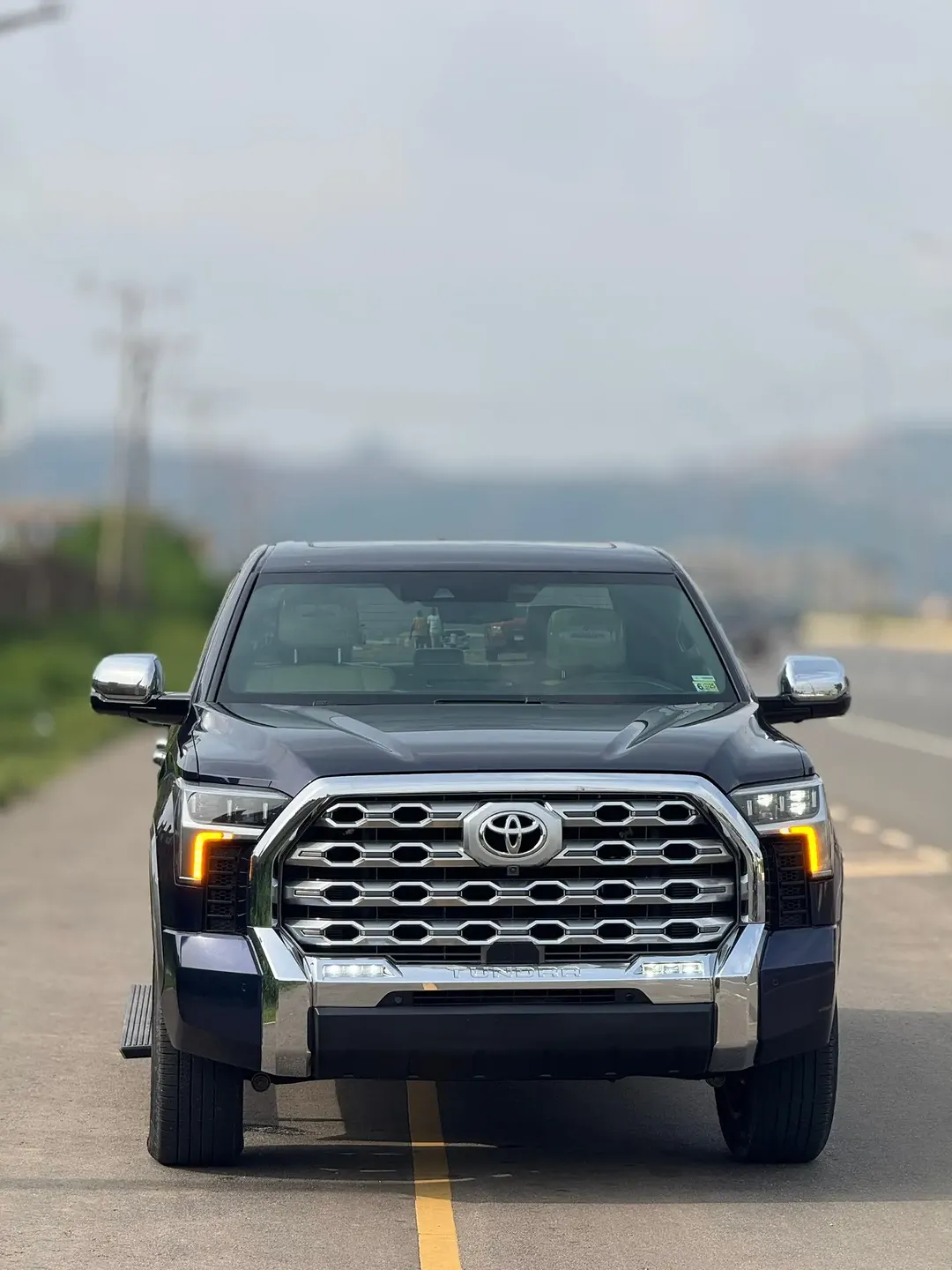 Toyota Tundra 4×4: Full Option, Original Duty 2022