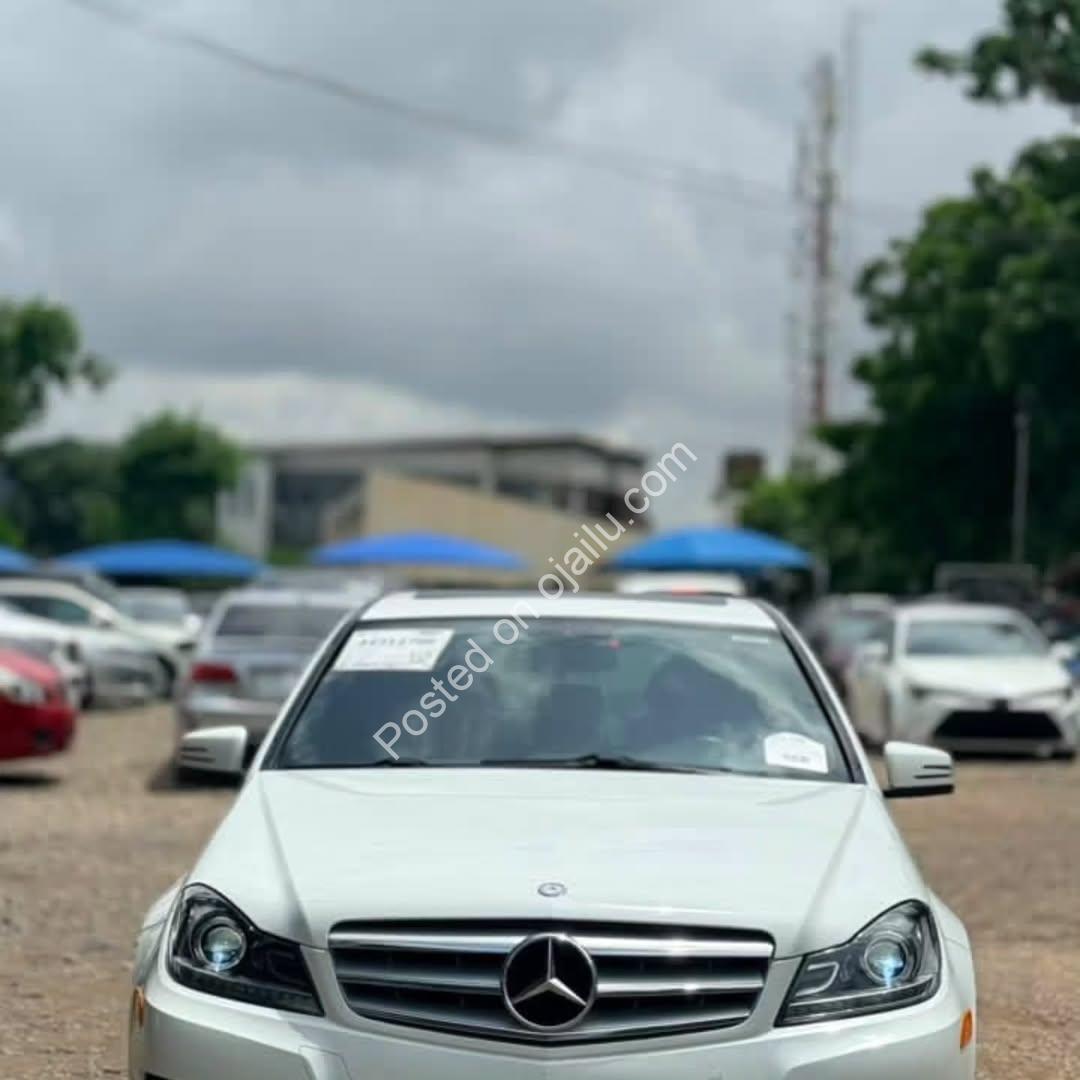 “Duty-Paid C300: 2013 Mercedes, Abuja’s Best Deal!”