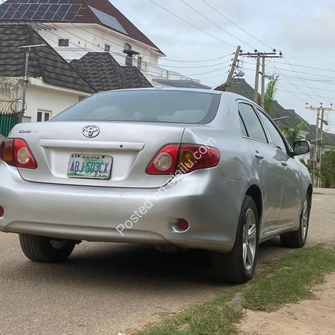Clean 2010 Corolla: 5.8M, Reliable & Pristine
