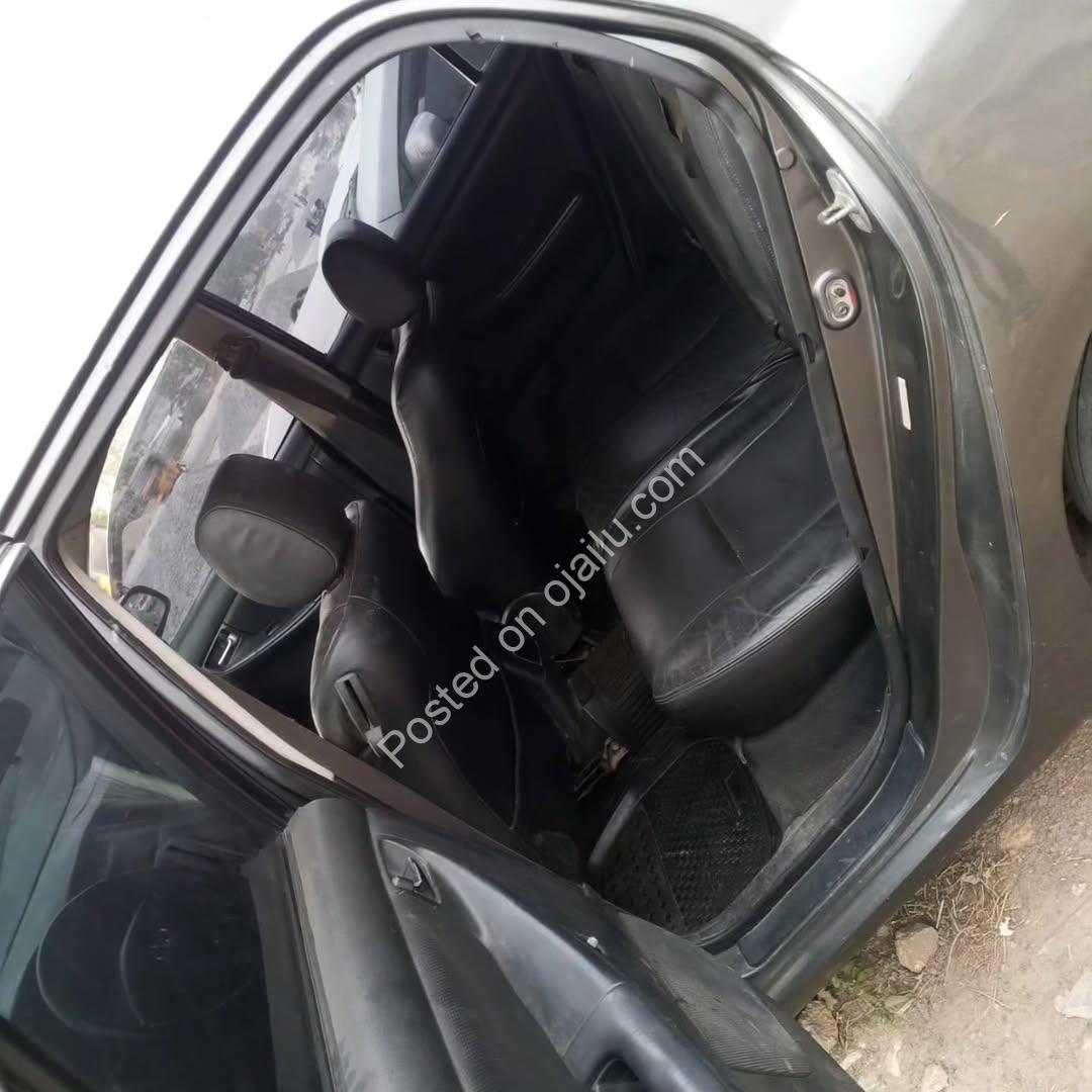 Obama’s Untouched Corolla – 4.2M, Buyer Settles 200K.