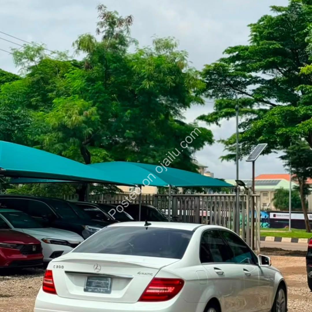 “Duty-Paid C300: 2013 Mercedes, Abuja’s Best Deal!”