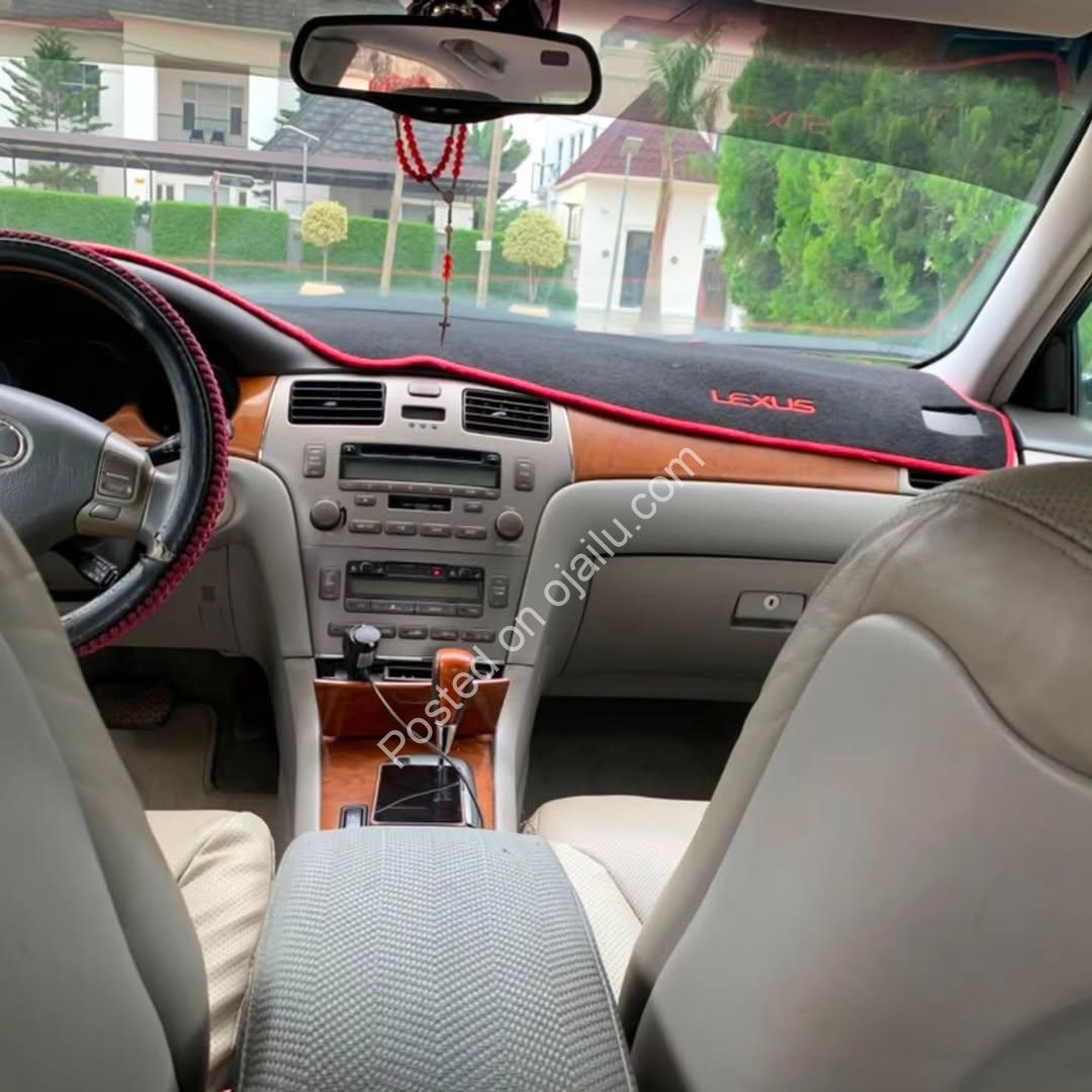 Show-Stopping 2006 Lexus ES 330: Ice-Cold A/C, Flawless Drive