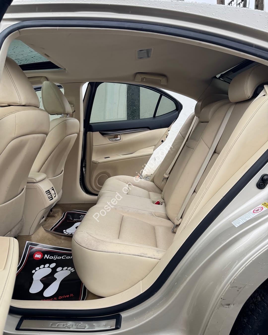 Lexus ES350: Luxury, 55k Miles, Pristine!