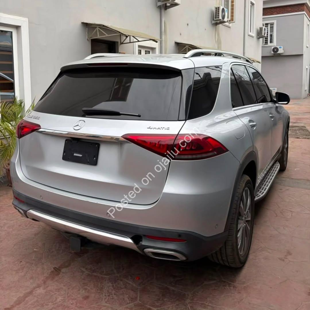 2022 Mercedes GLE350   58M – Spotless Luxury SUV!