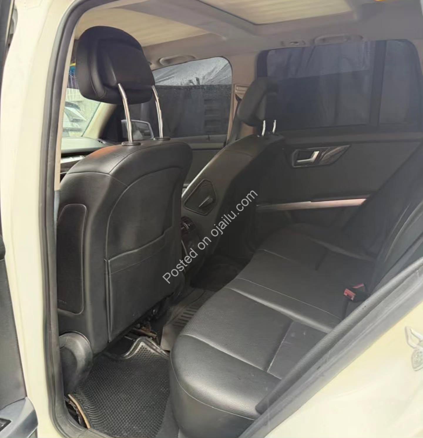 “Premium 2011 Mercedes GLK 350 – Clean, Registered, & Ready to Roll! Only 10M”