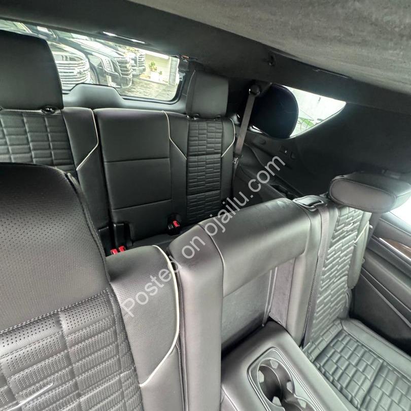 Command the Road in 2023 Cadillac Escalade Luxury