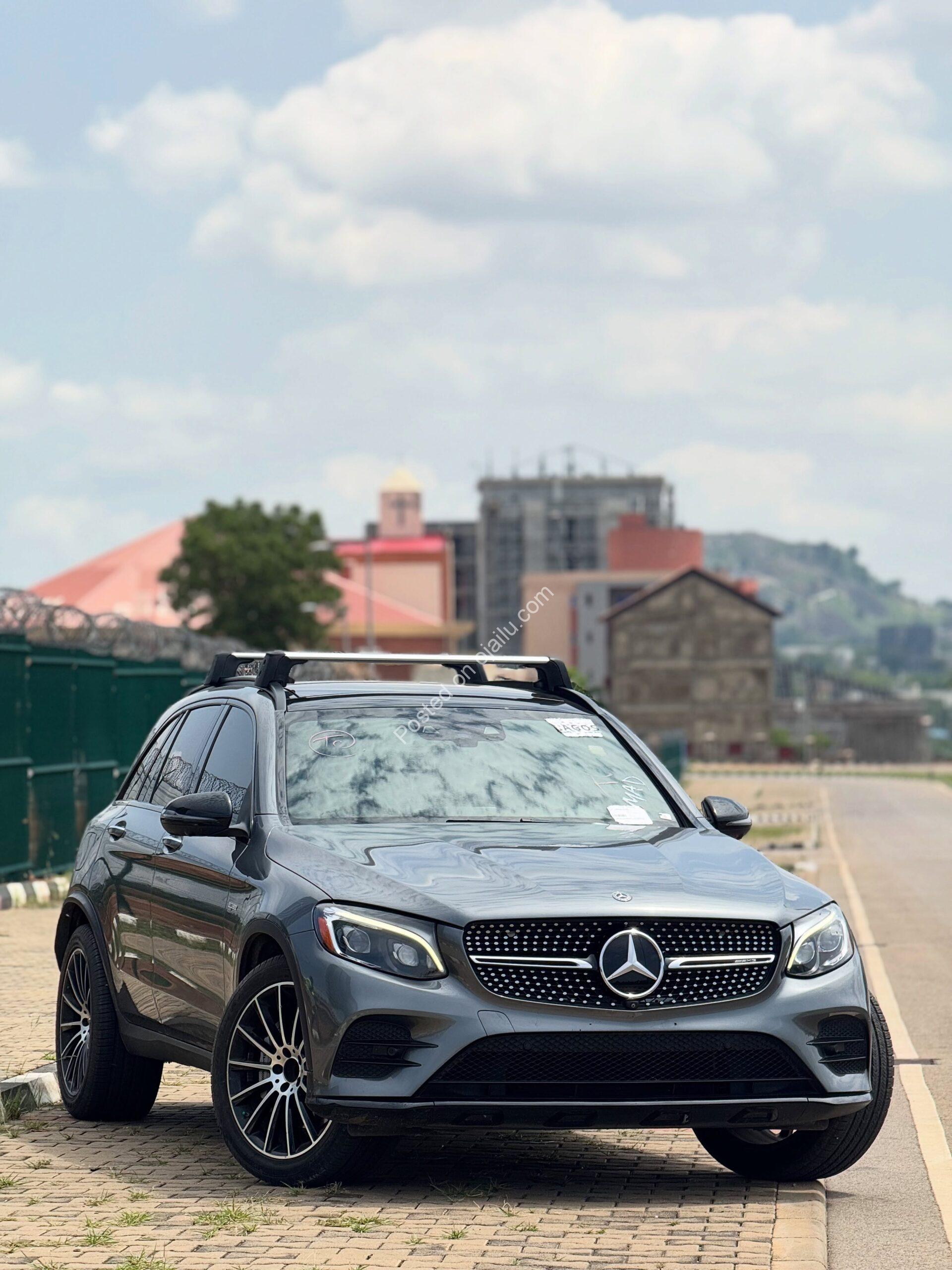 2018 AMG GLC43: Twin-Turbo V6 Power