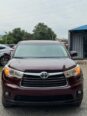 2015 Toyota Highlander LE: Pristine & Reliable 7-Seater!
