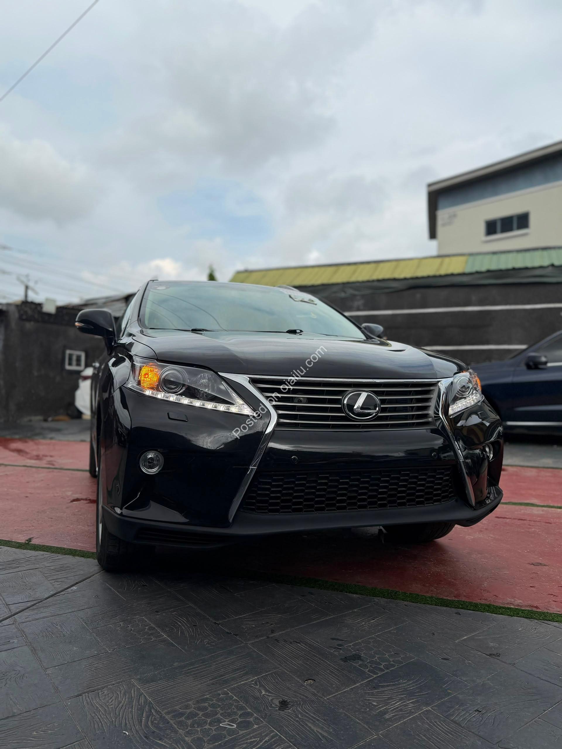 2015 Lexus RX350: Luxury, Safety & Cream Interior Excellence