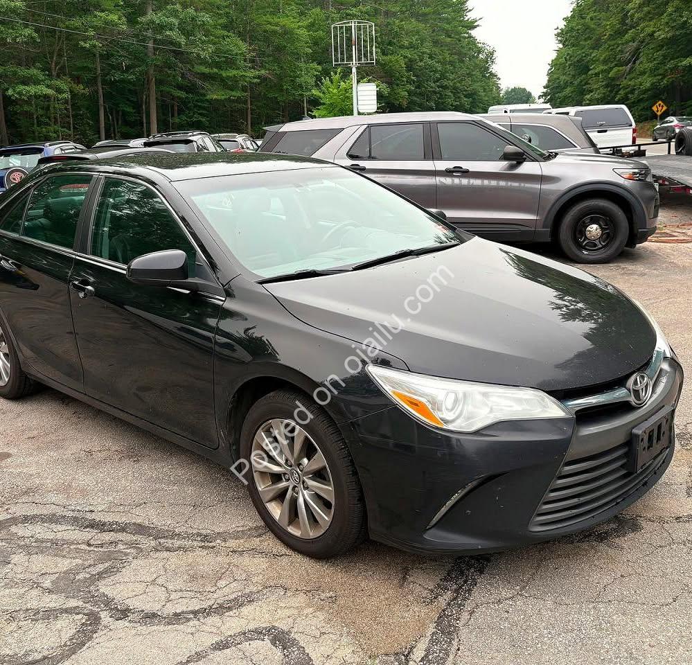 2017 Toyota Camry XLE – Elegant Reliability, Just N14.5M Total