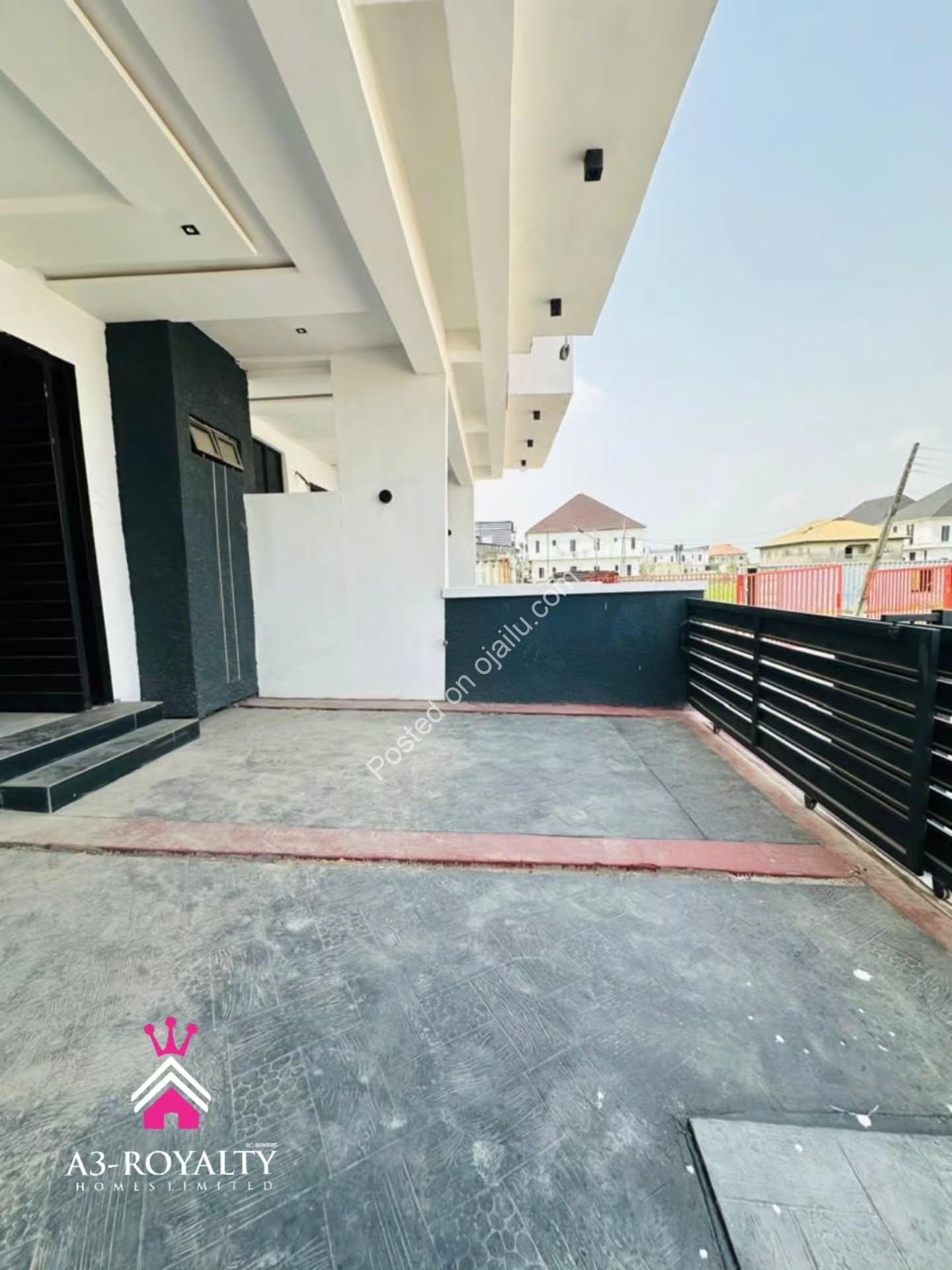 Move-In Ready: 4-Bed Terrace Duplex in Ikota Lekki