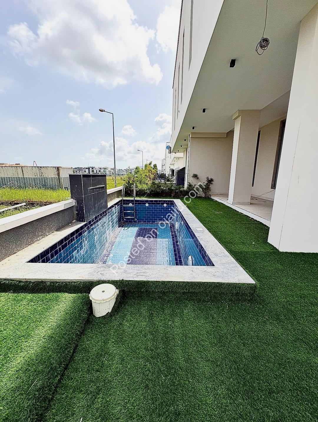 Brand New Lekki Phase1 Duplex with Cinema & Pool