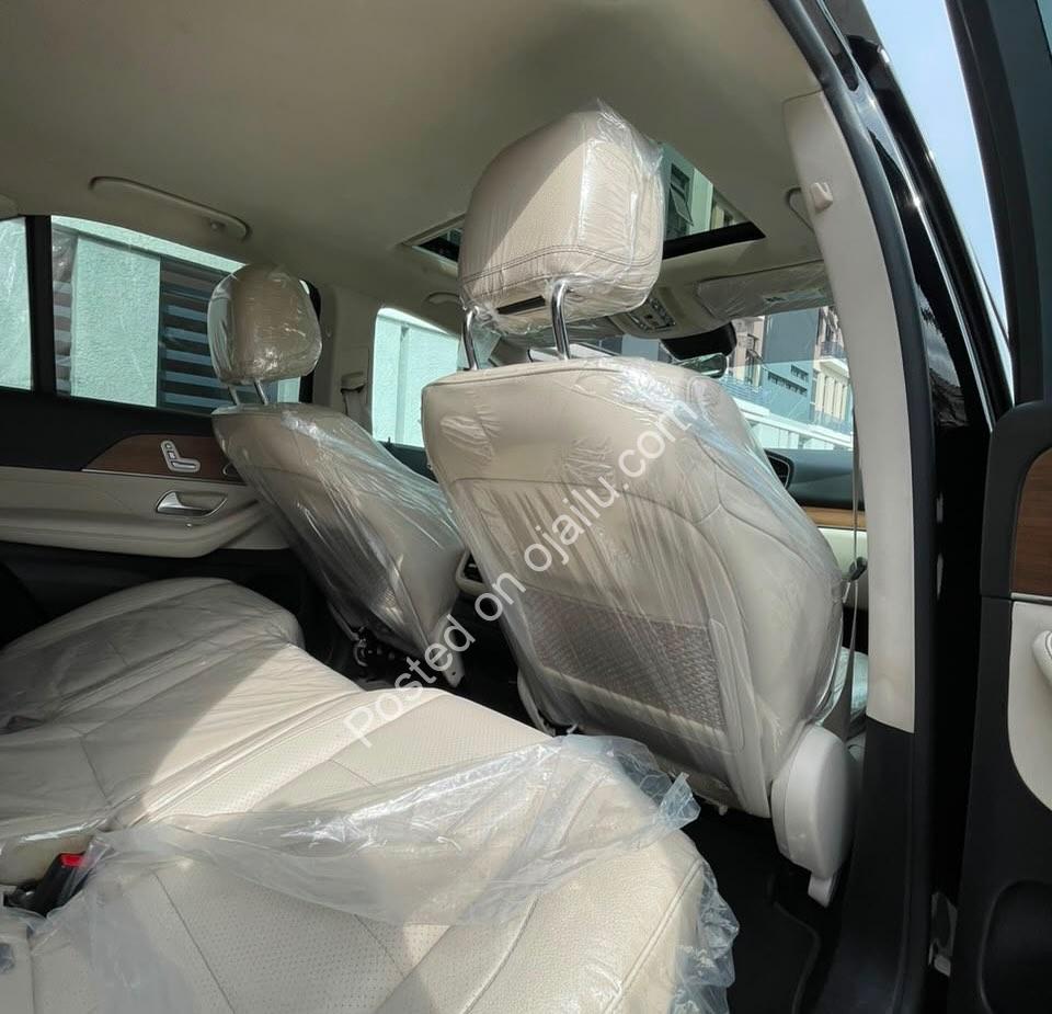 2021 Mercedes GLE350: Luxury, Panoramic Sunroof & 360° Camera – Drive Home Today!