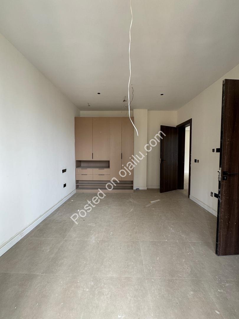 Modern 1 & 2-Bedrooms in Lekki Right – from ₦250M