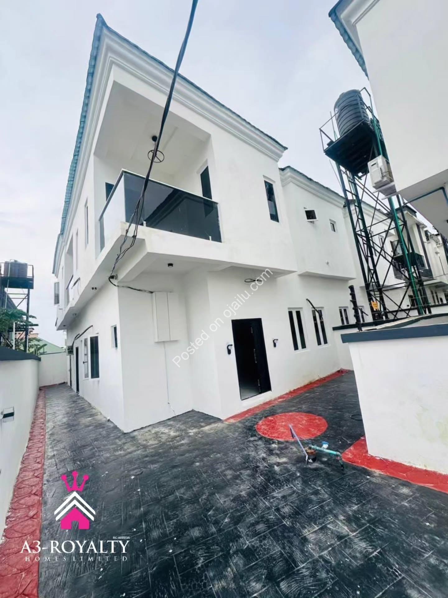 Move-In Ready: 4-Bed Semi-Detached Duplex, Ajah