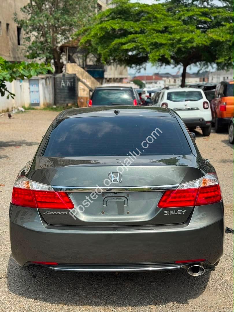 2014 Honda Accord EX-L: Luxury, Keyless & Sunroof – 13.4M
